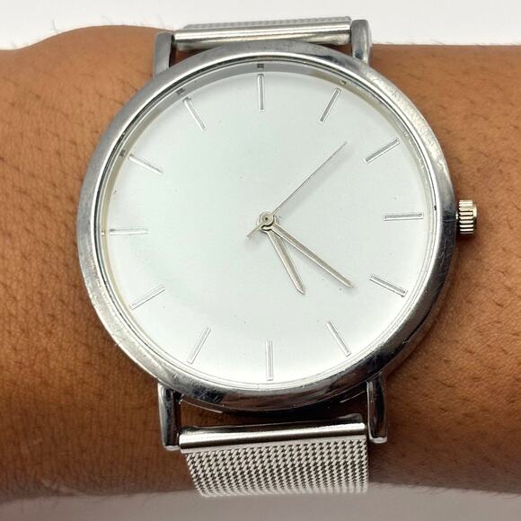 Silver & White Men's Watch - Picture 1 of 5